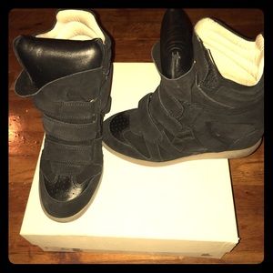 Isabel Marant Bekett Overbasket Wedge Sneaker