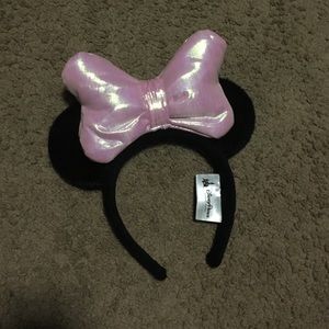 Minnie Mouse ears