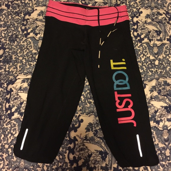 Nike crop