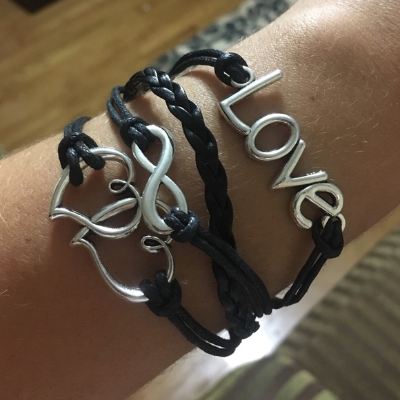 Infinity/ love/ heart bracelet