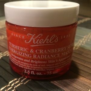 Turmeric&Cranberry Seed Energizing Radiance Masque