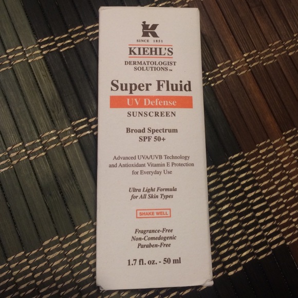 Super Fluid UV Defense SPF 50+