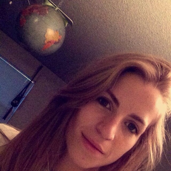 Meet your Posher, Paige