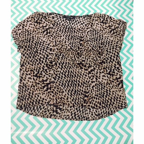 Leopard crop top - Picture 2 of 2