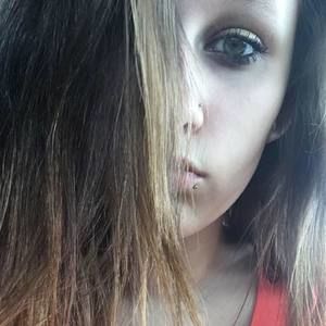 Meet your Posher, Jena