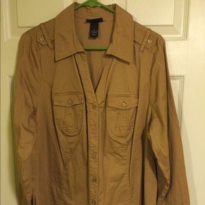 Gold fitted button down