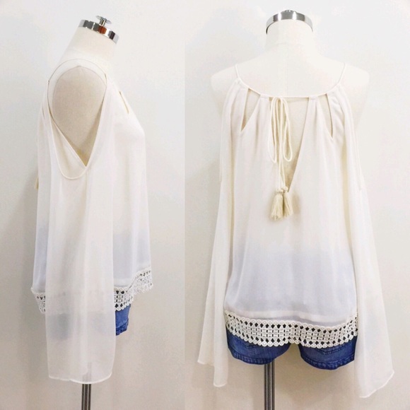 [ moon river ] cream cold shoulder tassel blouse - Picture 3 of 4