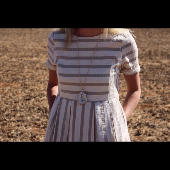 Sunday's Best Dress - Picture 3 of 3