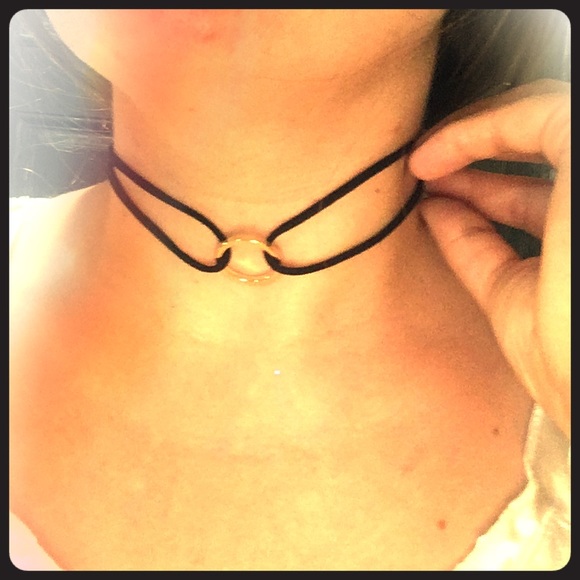 Geometric black choker
