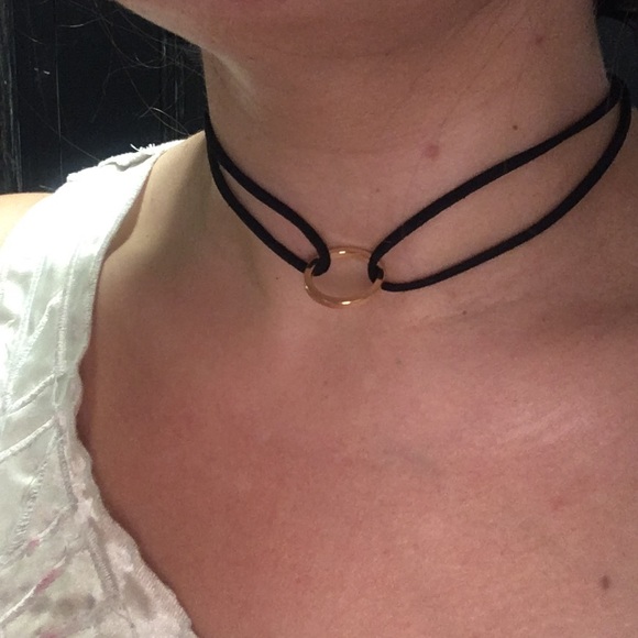 Geometric black choker - Picture 3 of 4