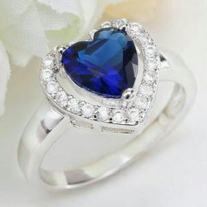 925 Silver Heart Sapphire Ring sz 6