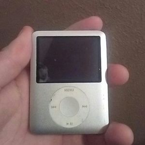 Ipod nano 3rd generation.4gb