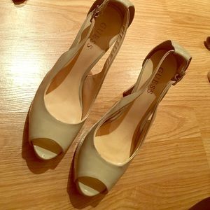 Guess Pumps