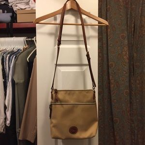 Dooney & Bourke - Crossbody Bag