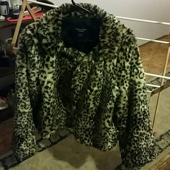 Faux Fur American Eagle Leopard Jacket