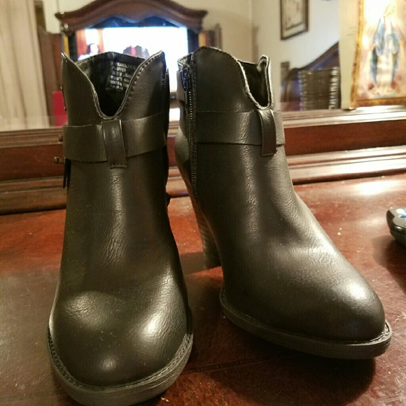 Ankle booties 3 inch heel - Picture 1 of 3