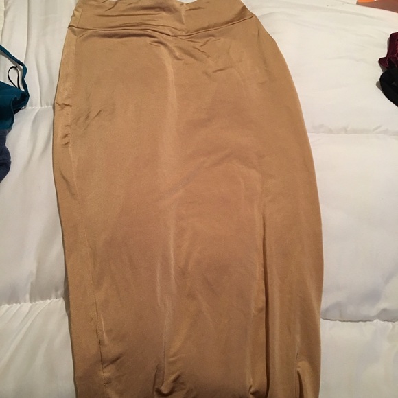 Silky body con skirt