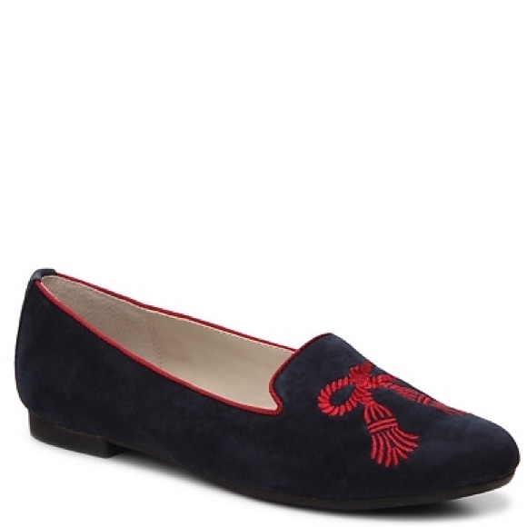 NWT NIB ✨HP✨ Adrienne Vittadini Doloris Flats
