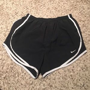Black Nike shorts