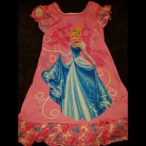 Disney Cinderella Nightgown 👑