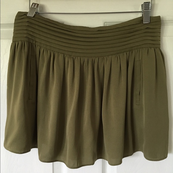alice + olivia silk olive mini skirt