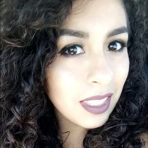 Meet your Posher, Diana