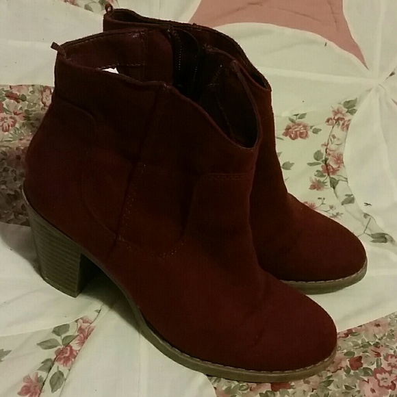 Old Navy Maroon Zip up Boots