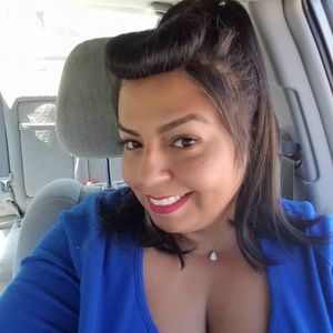 Meet your Posher, Juanita