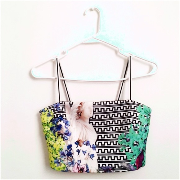 🚫SOLD🚫 Vintage Crop Top - Picture 3 of 4