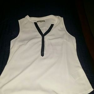 White short sleeve shirt