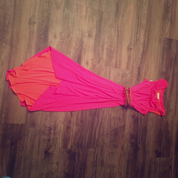 Magenta and orange Calvin Klein!