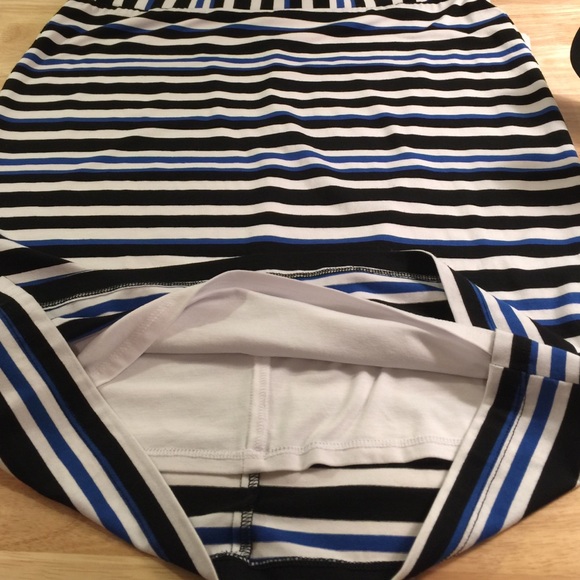 Trina Turk striped skirt,blue/black/white, XL, NWT - Picture 3 of 4