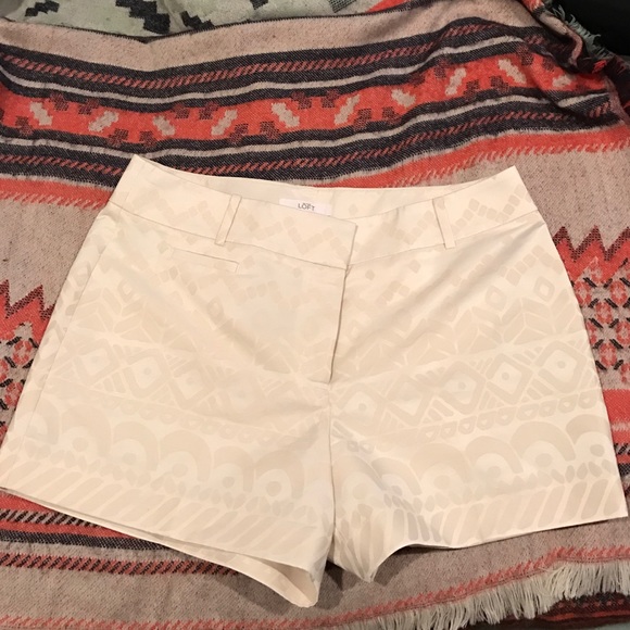 NWT- High-waisted Shorts with Southwestern Pattern - Picture 1 of 4
