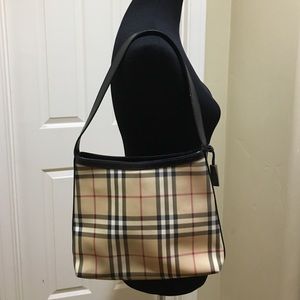 Burberry London Nova Check Purse.  MUST GO