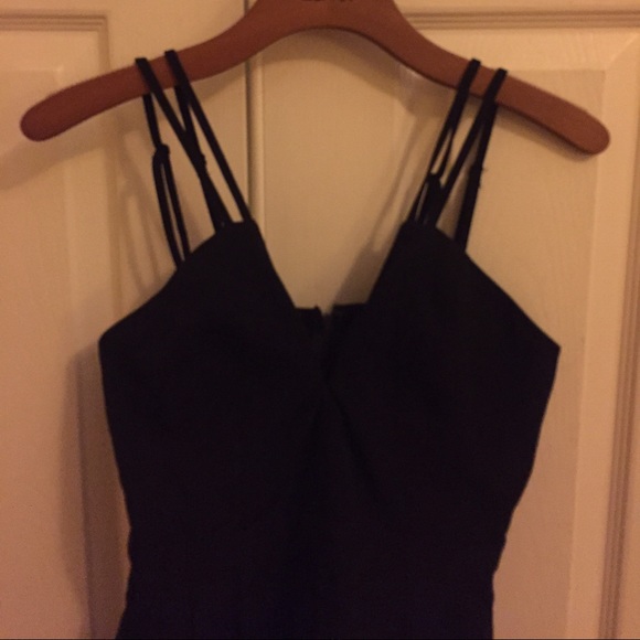 Black pants romper/jumpsuit - Picture 2 of 4