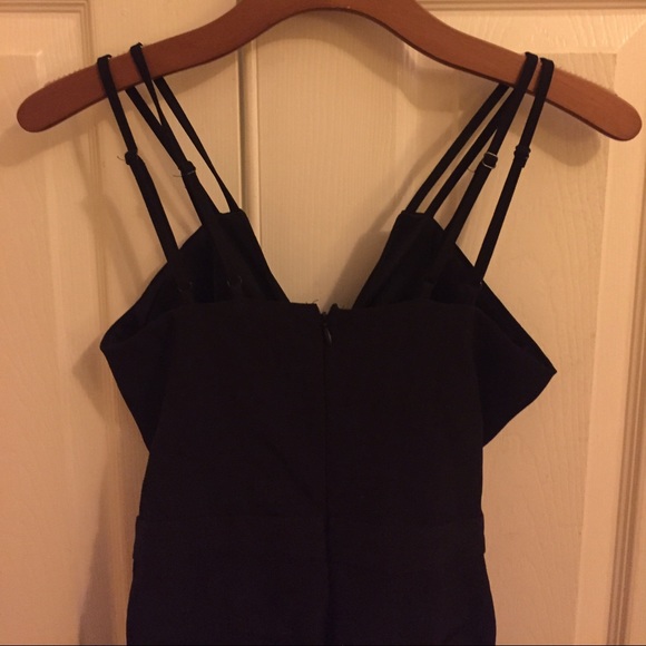 Black pants romper/jumpsuit - Picture 3 of 4