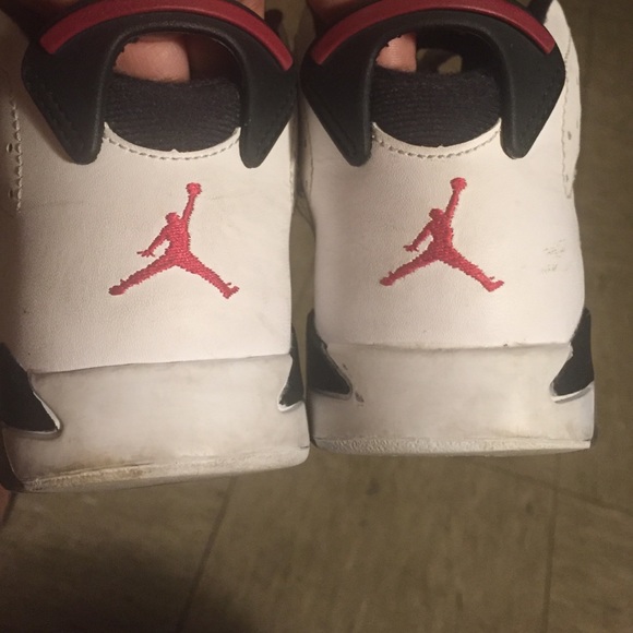 Jordan 6 - Picture 3 of 3