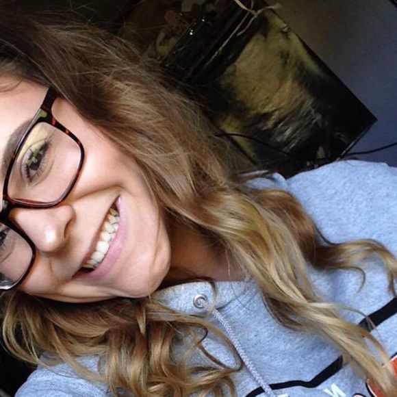 Meet your Posher, Jasmyne - Picture 1 of 1