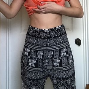Loose harem pants w elephant print