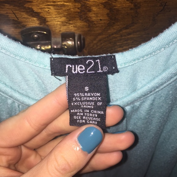 Belly Tank - Picture 2 of 2