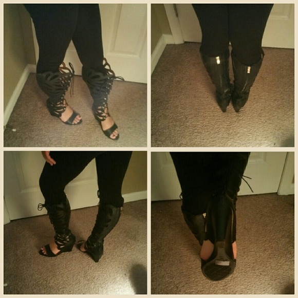 Sandles - Picture 1 of 1