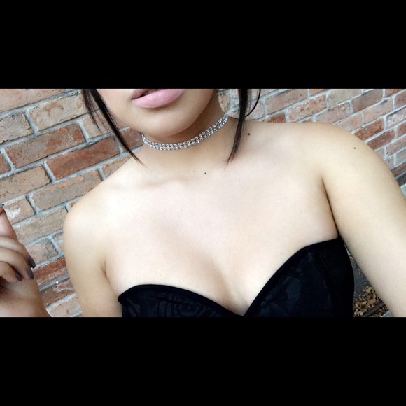 Diamond rhinestone choker - Picture 1 of 3