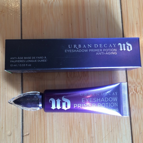 Urban Decay Eyeshadow Primer