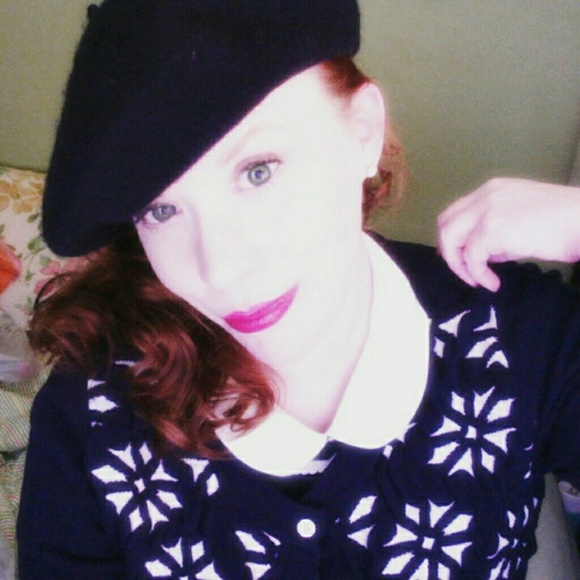 Meet your Posher, Nita Gale - Picture 2 of 6