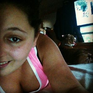 Meet your Posher, Elizabeth