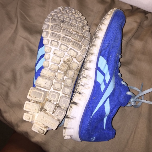 Reeboks - Picture 2 of 2