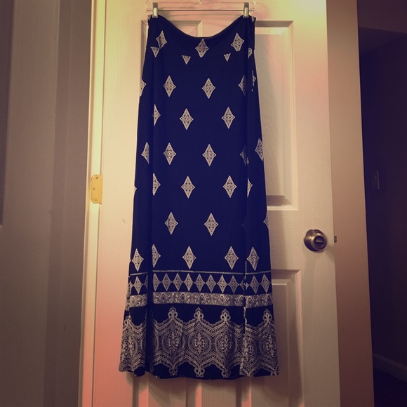 ✨NEW✨ Charlotte Russe Maxi Skirt