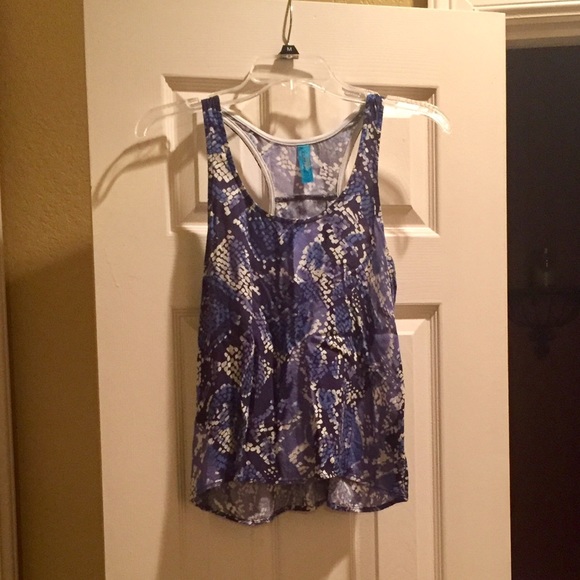 Blue Printed Tank Top - Picture 2 of 3