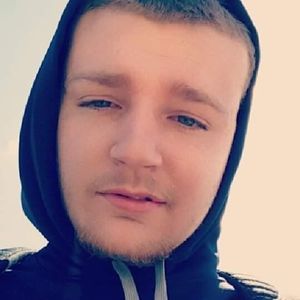 Meet your Posher, Thomas