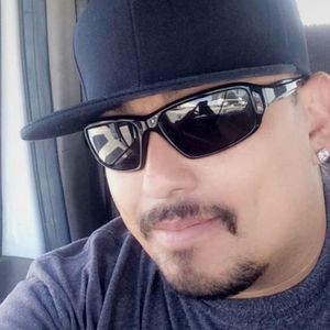 Meet your Posher, Larry